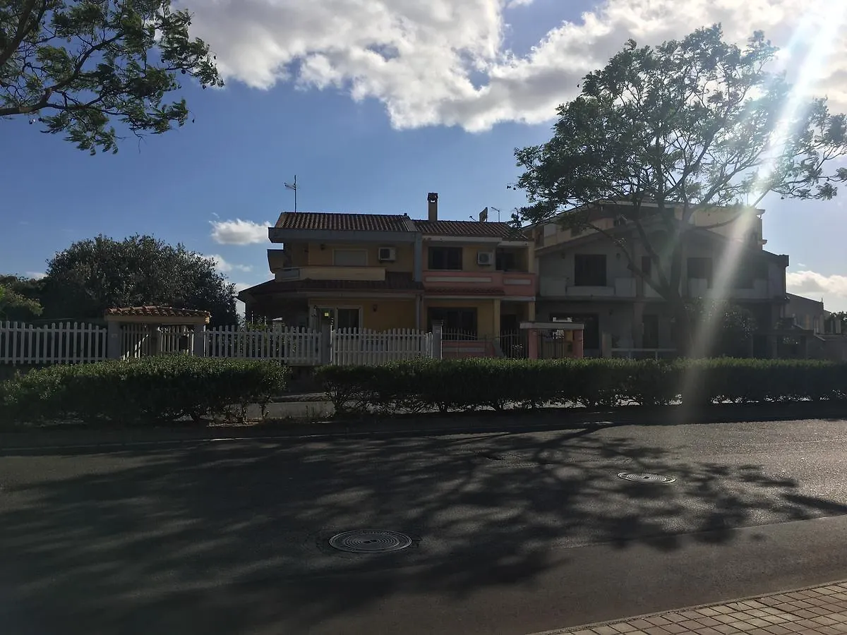 B&B Il Girasole Assemini 0*,  Italy
