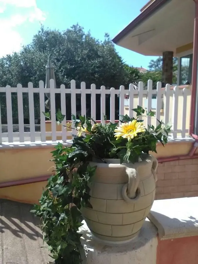 B&B Il Girasole Assemini Couette-café